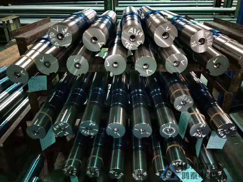 YBE2-315S-4电机轴伸打螺纹孔定制